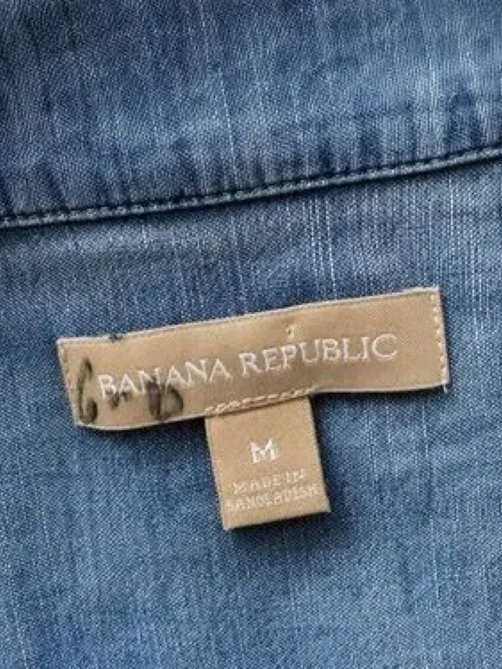 Banana Republic Blue Chambray Sleeveless Button Front Shirt Women's M - Picture 3 of 4